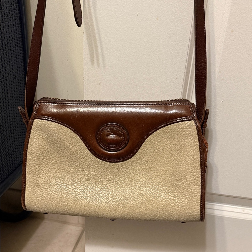 Dooney & Bourke Vintage Brown and Cream Leather Shoulder Bag